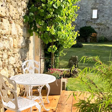 別荘 Du Chateau Des Fours