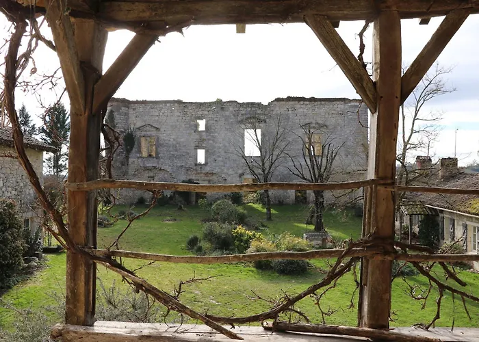 Du Chateau Des Fours